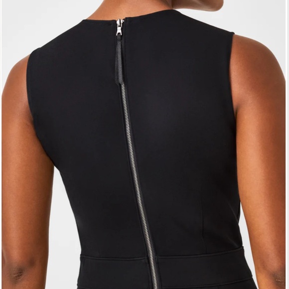 Spanx The Perfect Jumpsuit Size 1X - Picture 4 of 10